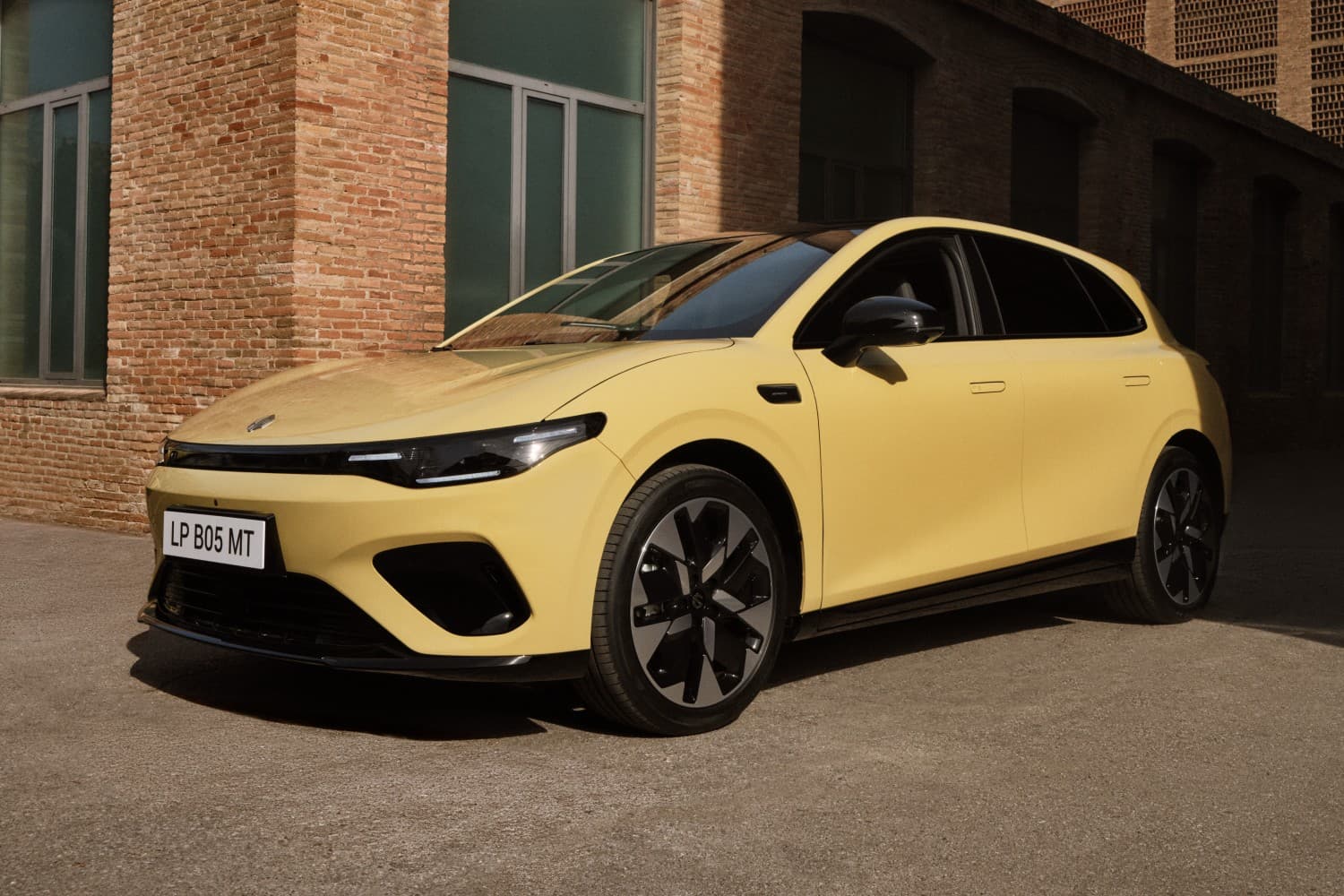 Leapmotor B05 available in Europe from €26,900