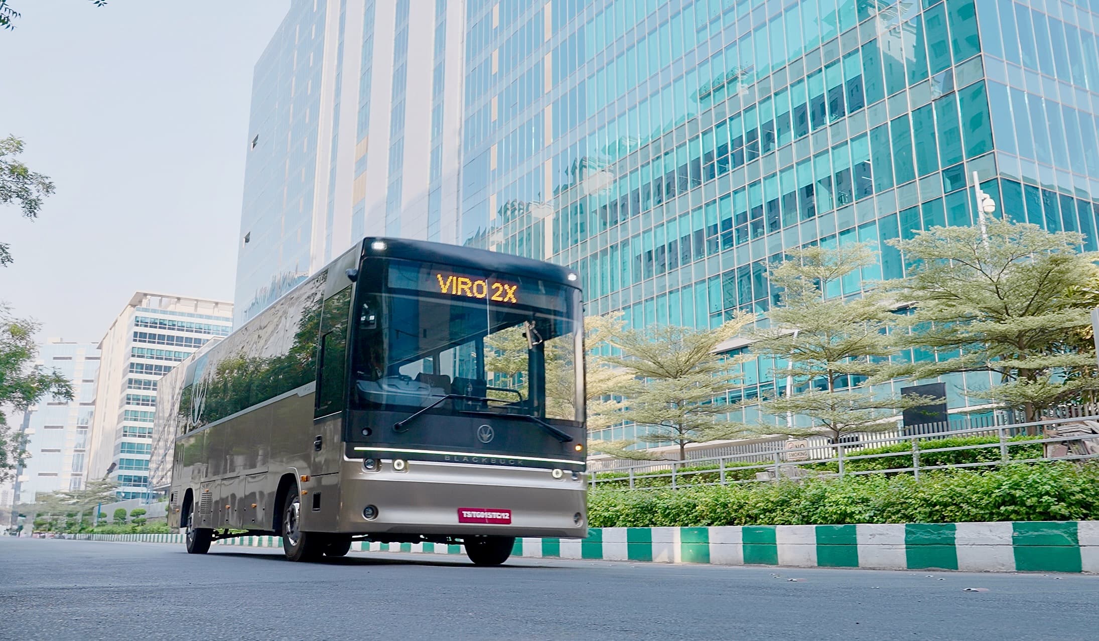 Indian Blackbuck EV expands beyond e-coaches with 9-meter electric city bus VIRO 2X