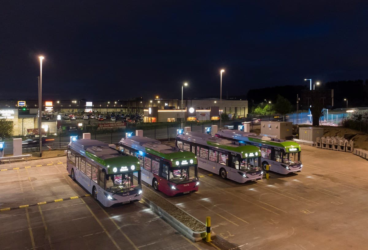 First Bus launches UK trial using electric bus depots to support the grid (with Optimo Energy)